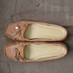 Micheal Kors flats